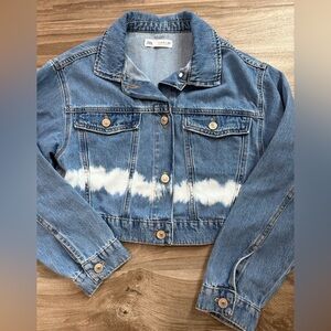 Never worn girl’s Zara Blue Jean Jacket with Bleached Effect. Size 13-14